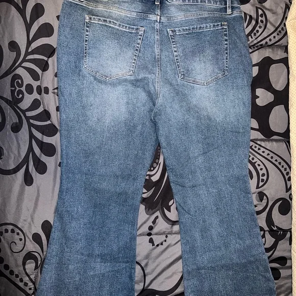 Lane Bryant Blue Jeans - Picture 4 of 4